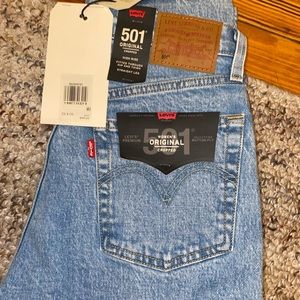 Levi’s 501 original cropped jeans